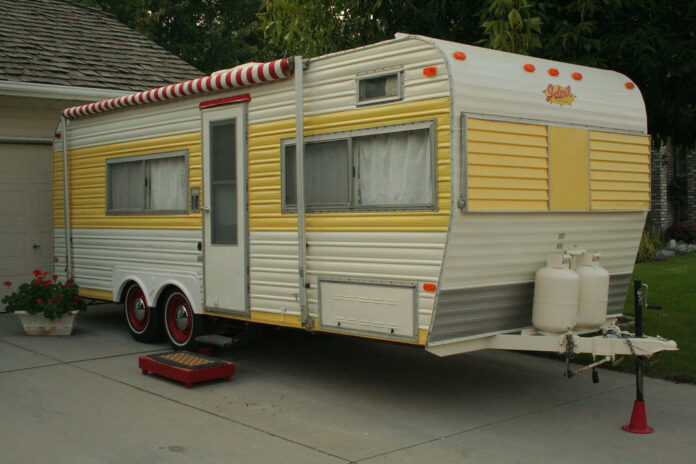 how to back up a trailer